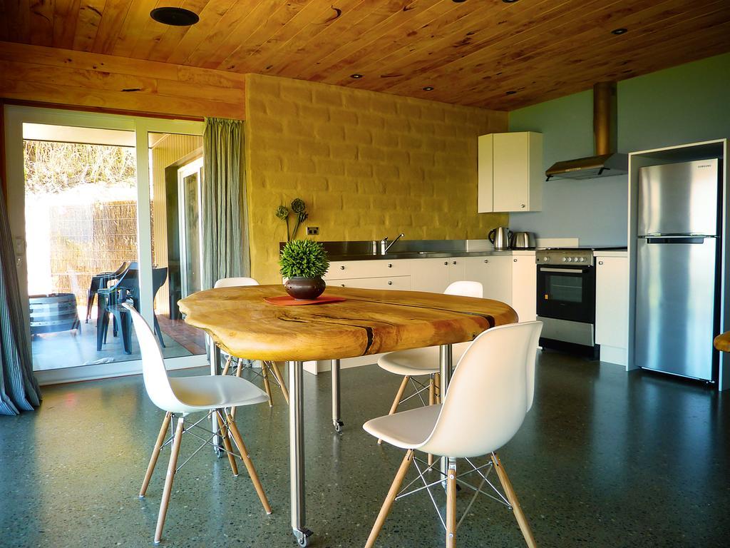 Golden Bay Hideaway Villa Takaka Exterior photo